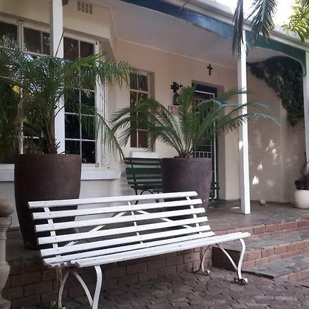 Mavilla Stellenbosch B&B Exterior foto